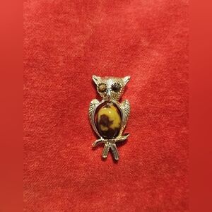 Owl Brooch Pin 1960's